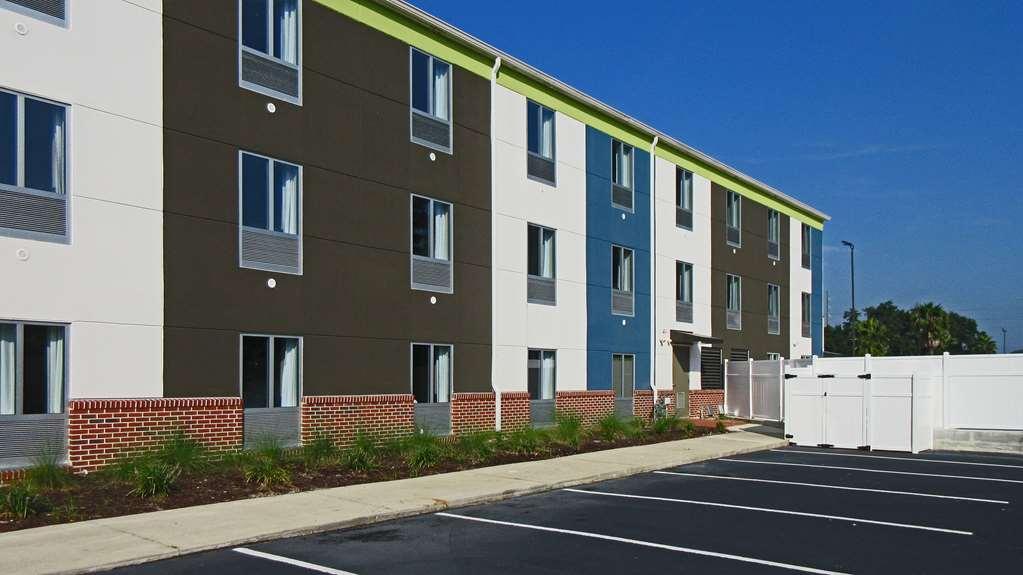 Comfort Inn & Suites Brunswick Buitenkant foto