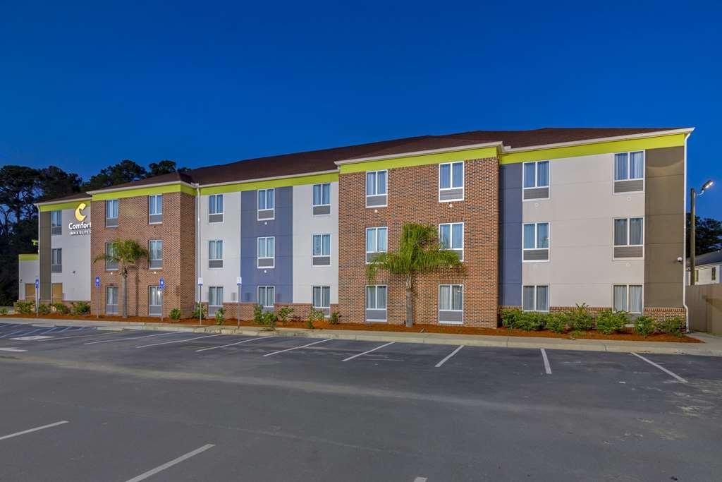 Comfort Inn & Suites Brunswick Buitenkant foto